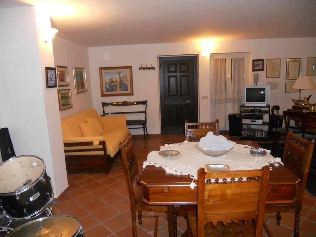 Villa Eleonora Formia Extérieur photo